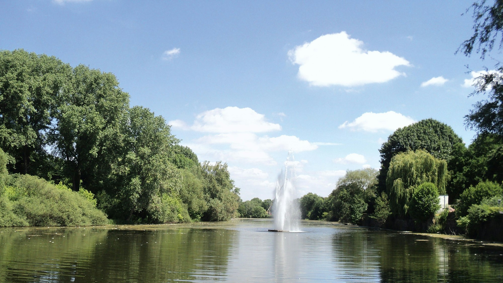 Freizeitinsel Groov in Zündorf  aus Buch Radeln für die Seele um Köln Nobert Schmidt