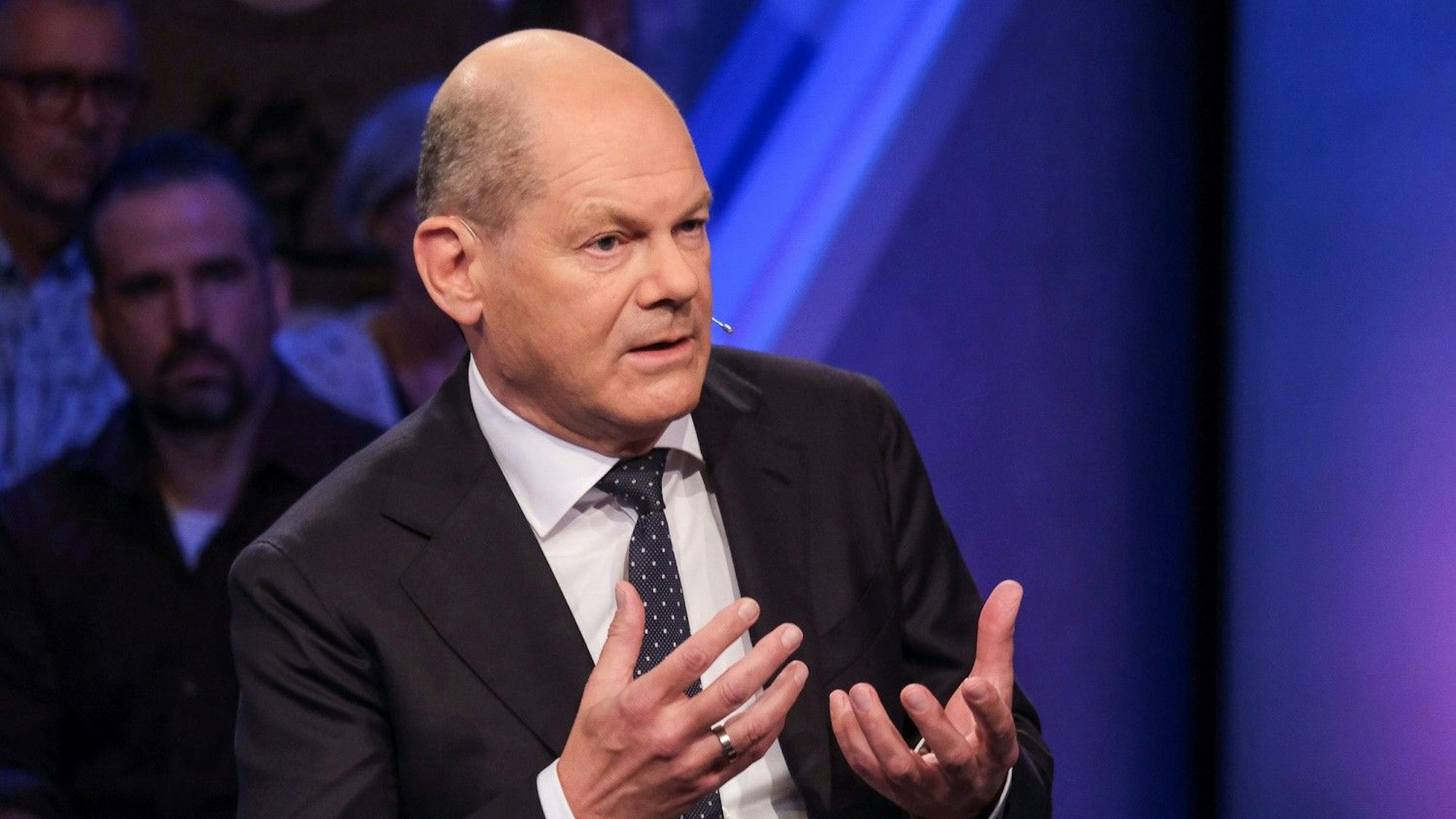 Bundeskanzler Olaf Scholz bei Maischberger