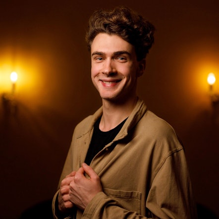 Mentalist Timon Krause, aufgenommen vor seiner Show im Urania Theater in Ehrenfeld.