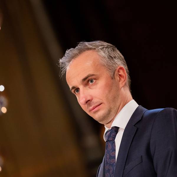 Jan Böhmermann (ZDF Magazin Royal) ist von der Kabarettistin Christine Prayon scharf kritisiert worden. (Archivbild)