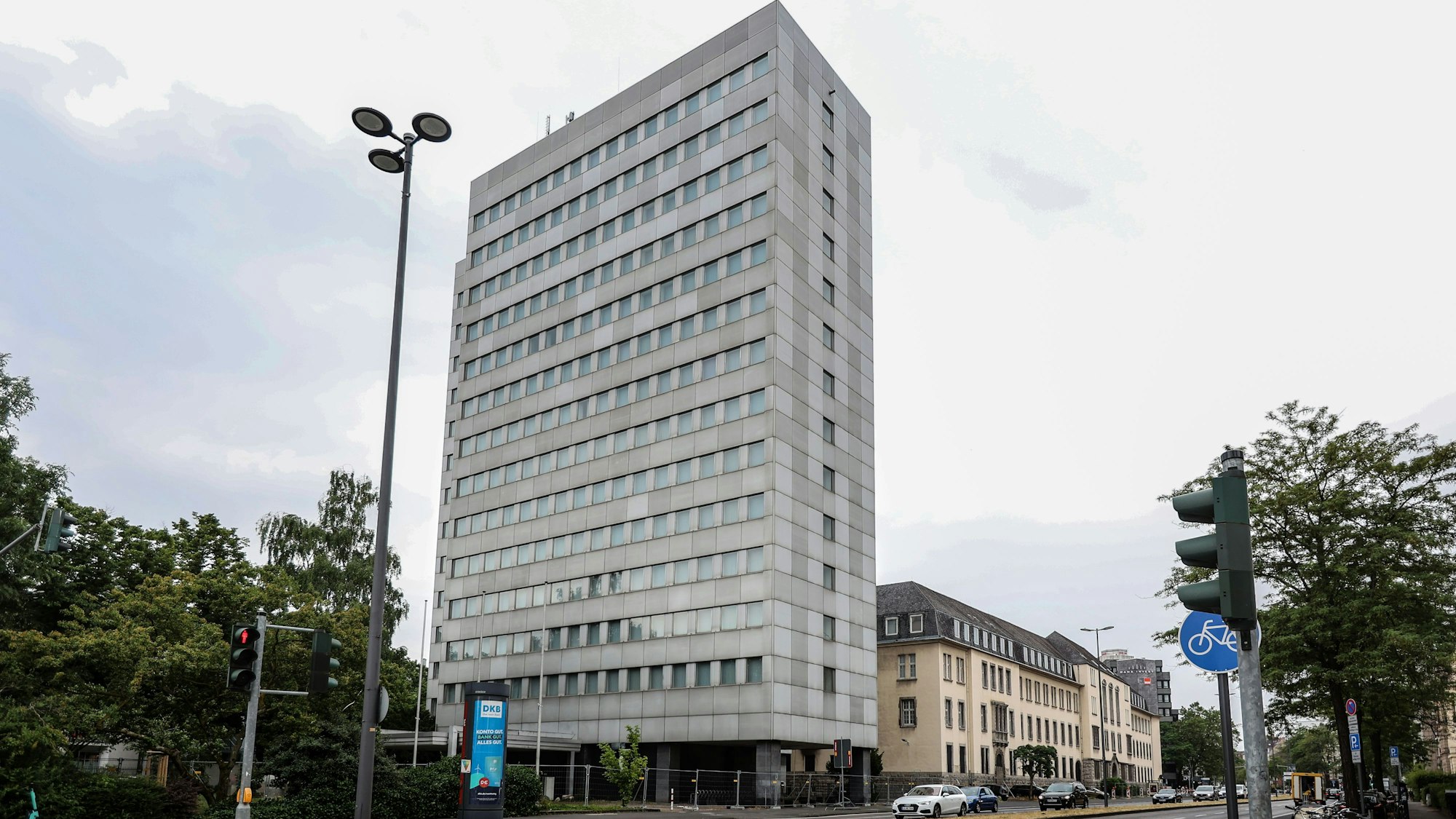 Der Blick auf die frühere Oberfinanzdirektion samt Generalzollinspektion.