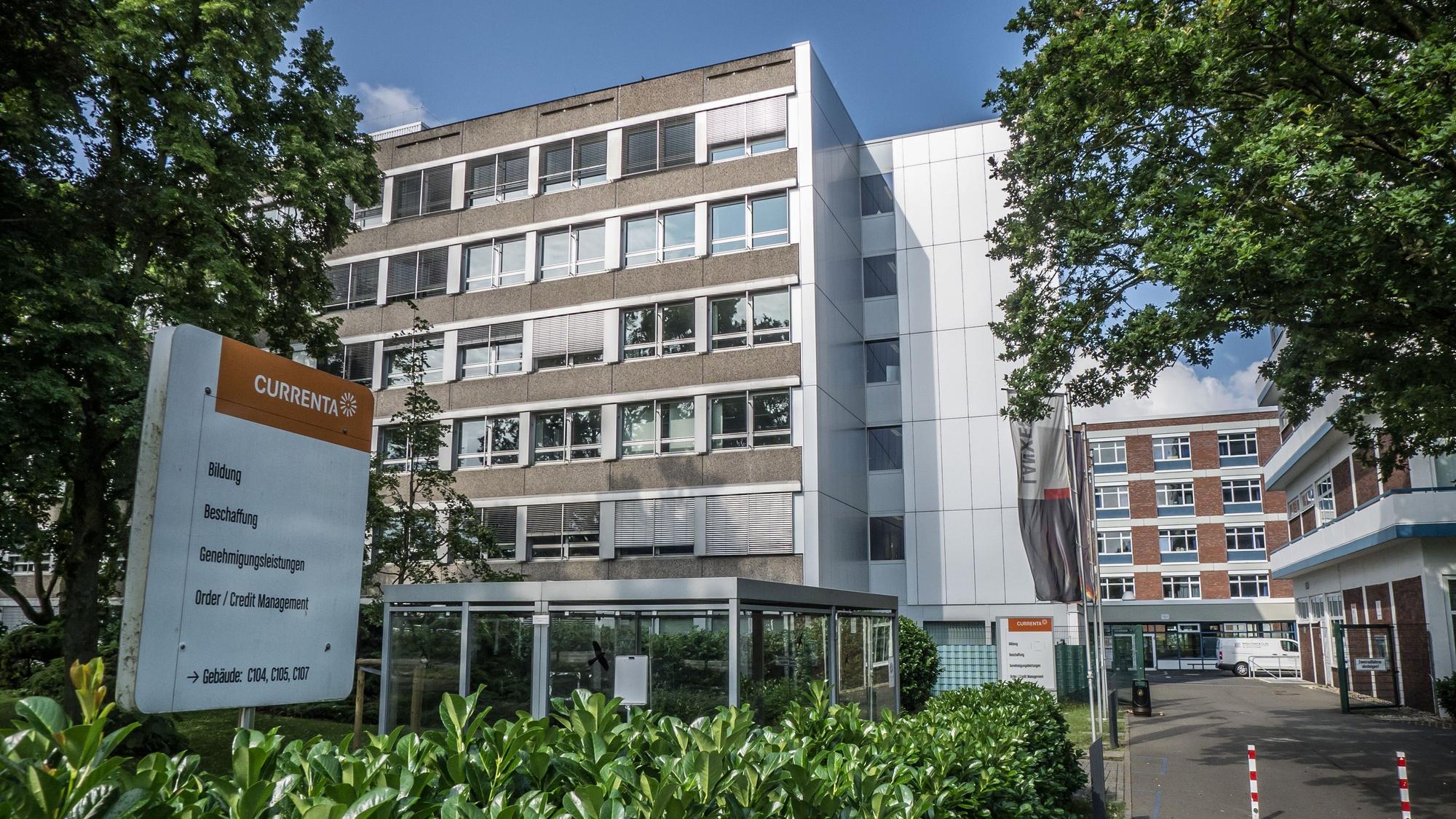 Die ehemalige Bayer- jetzt Currenta-Berufsschule im Chempark an der B8.