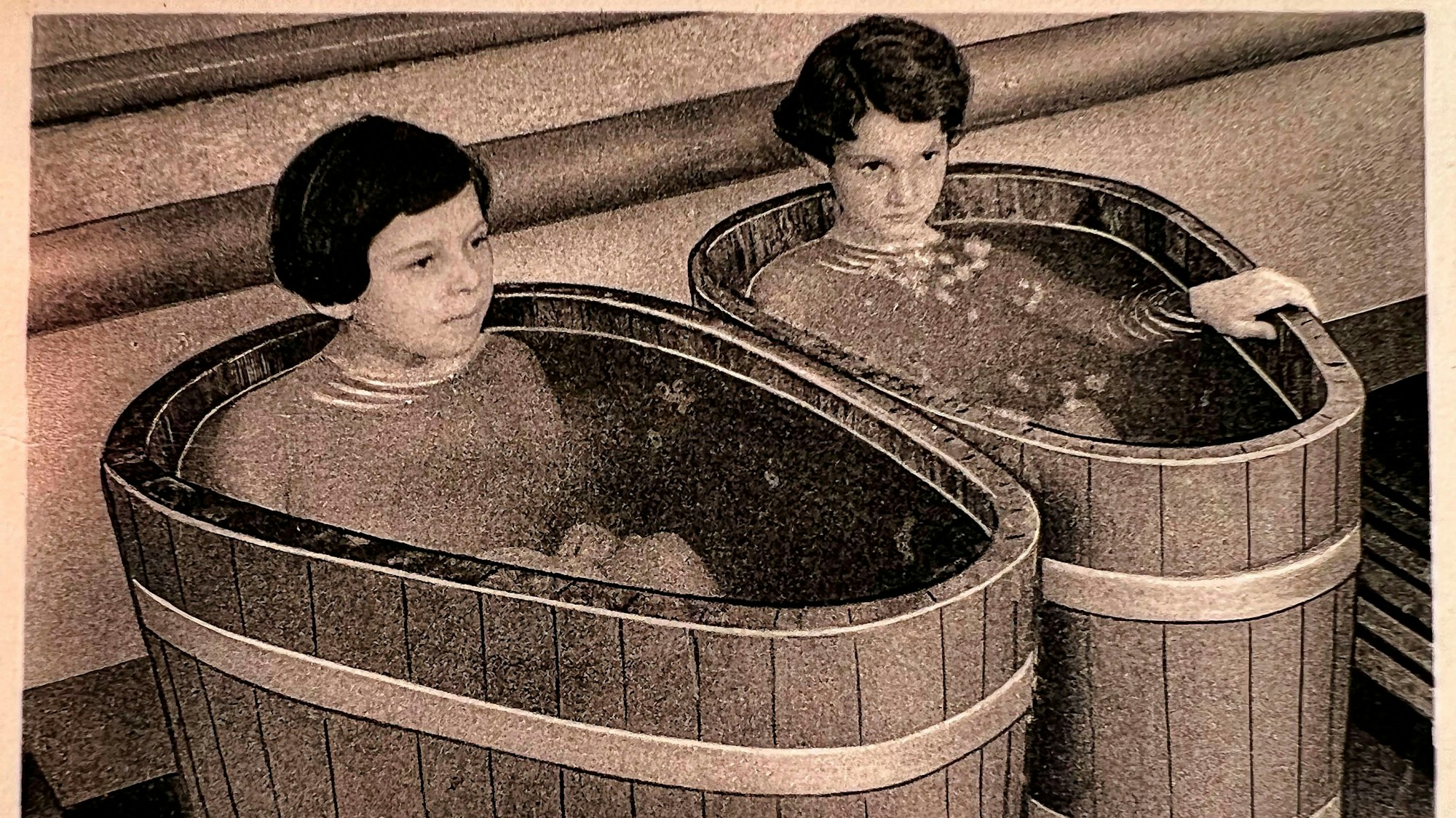 In den Heilstätten erhielten die Kurkinder sogenannte Anwendungen, so wie diese Solebäder in der ehemaligen Kinderheilanstalt Bad Sassendorf.