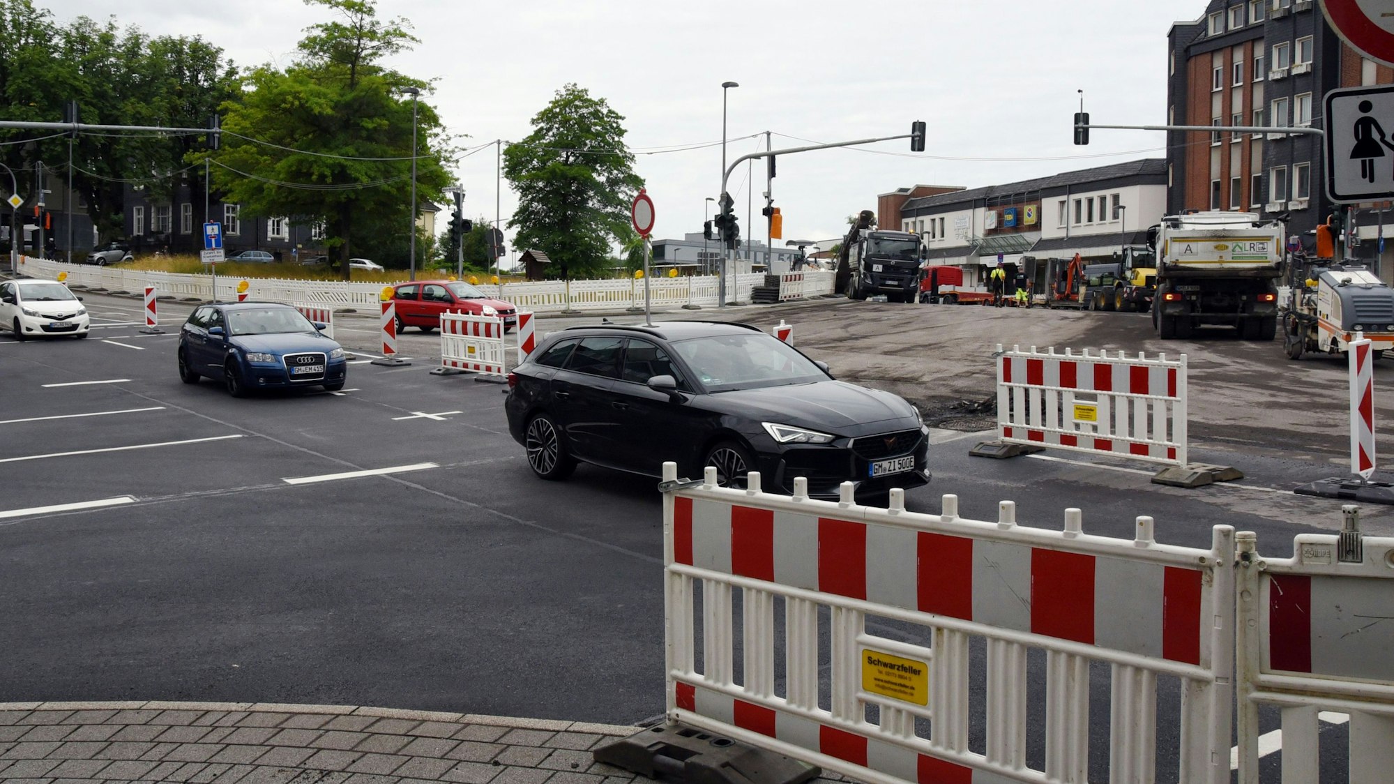 Blick auf die Baustelle in der Gummersbacher Innenstadt an der Alten Post.,