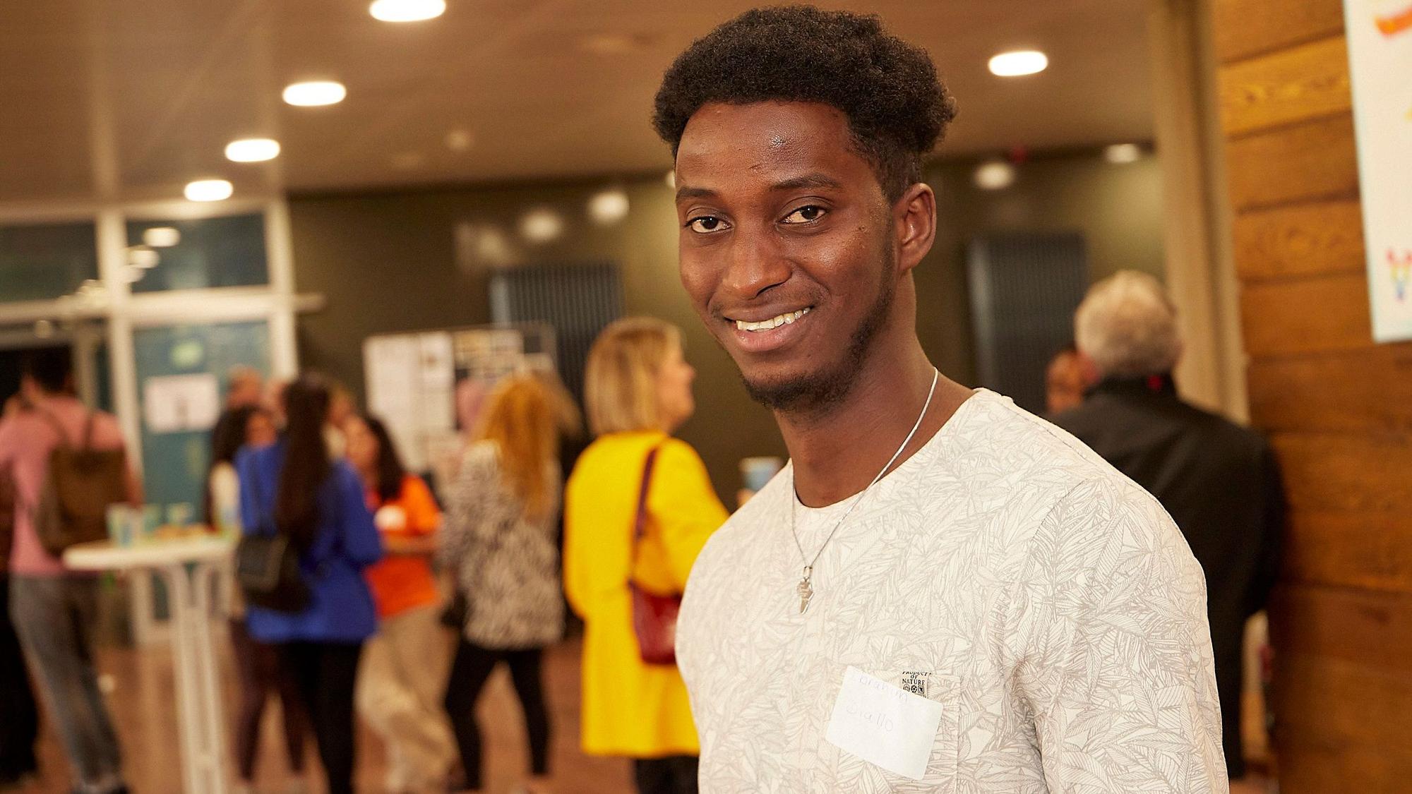 Ibrahim Diaho bei der Abschlussveranstaltung im Kreishaus.