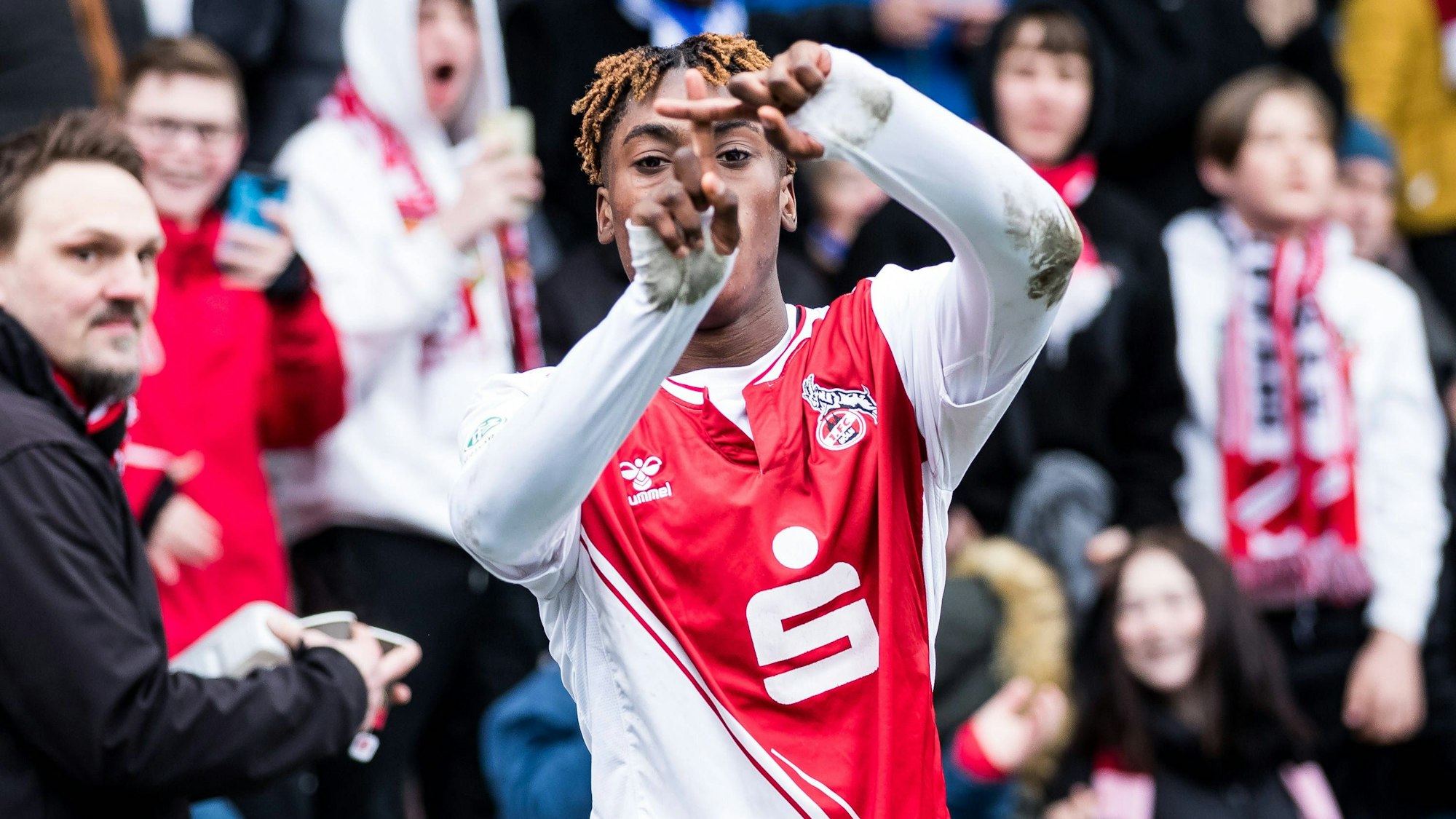 DFB Pokal der Junioren Halbfinale, 1. FC Koeln U19 - Hertha BSC Berlin U19 Jubel zum 1:0 durch Justin Diehl 1. FC Koeln U19, 11 DFB Pokal der Junioren Halbfinale, 1. FC Koeln U19 - Hertha BSC Berlin U19, Koeln, Franz-Kremer-Stadion Copyright: xBEAUTIFULxSPORTS/Wunderlx