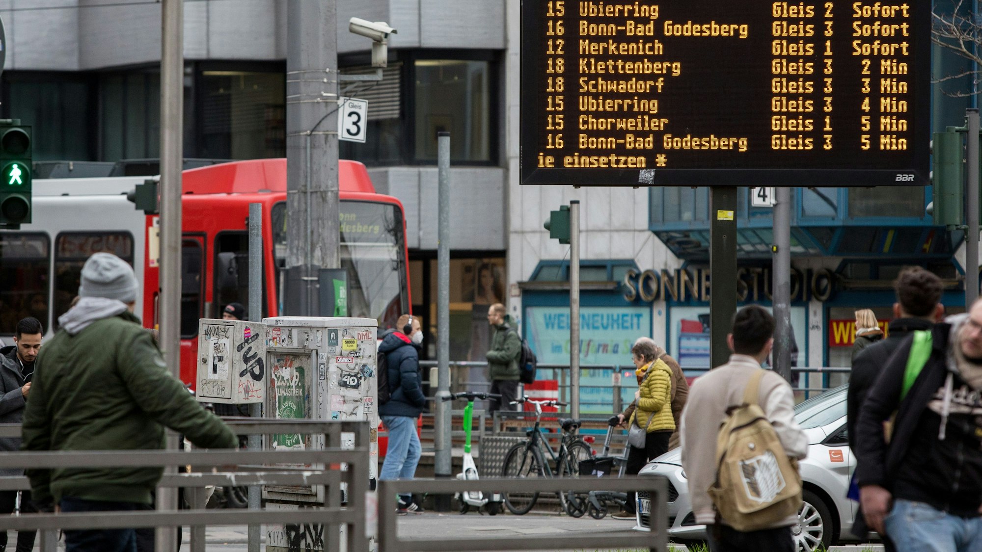 Die KVB steckt weiterhin in einer Personalkrise.