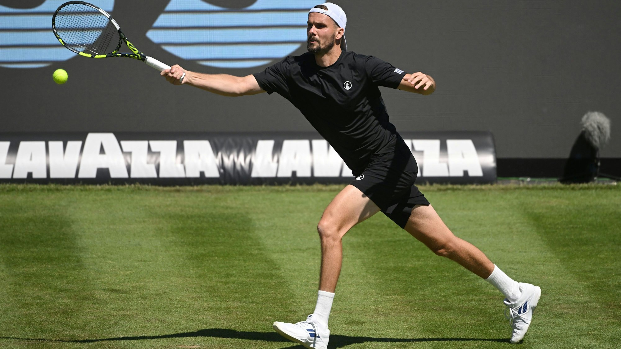 Oscar Otte beim Tennis-Duell.