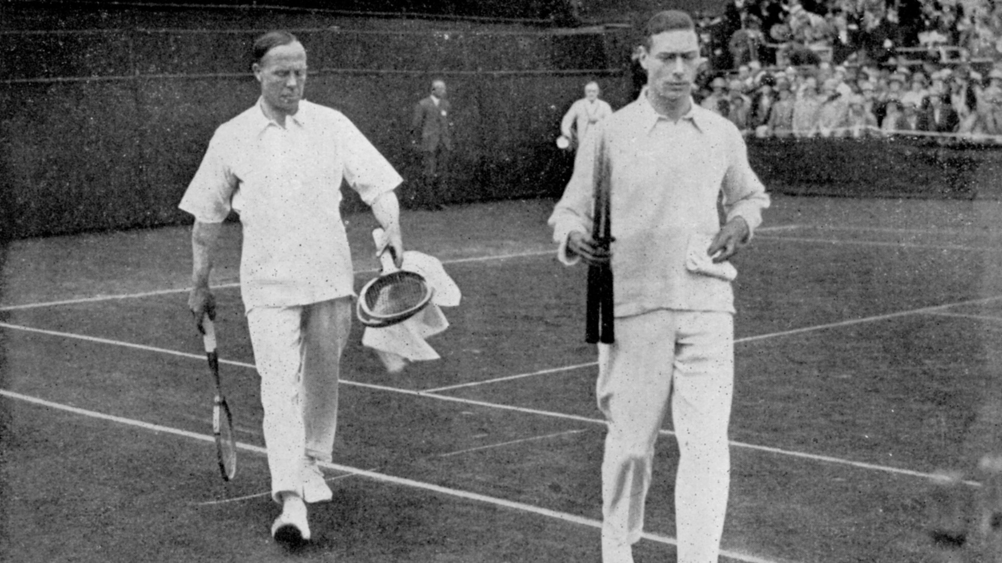 Der Duke of York und sein Doppelpartner Wing Commander Sir Louis Greig, Wimbledon 1926.