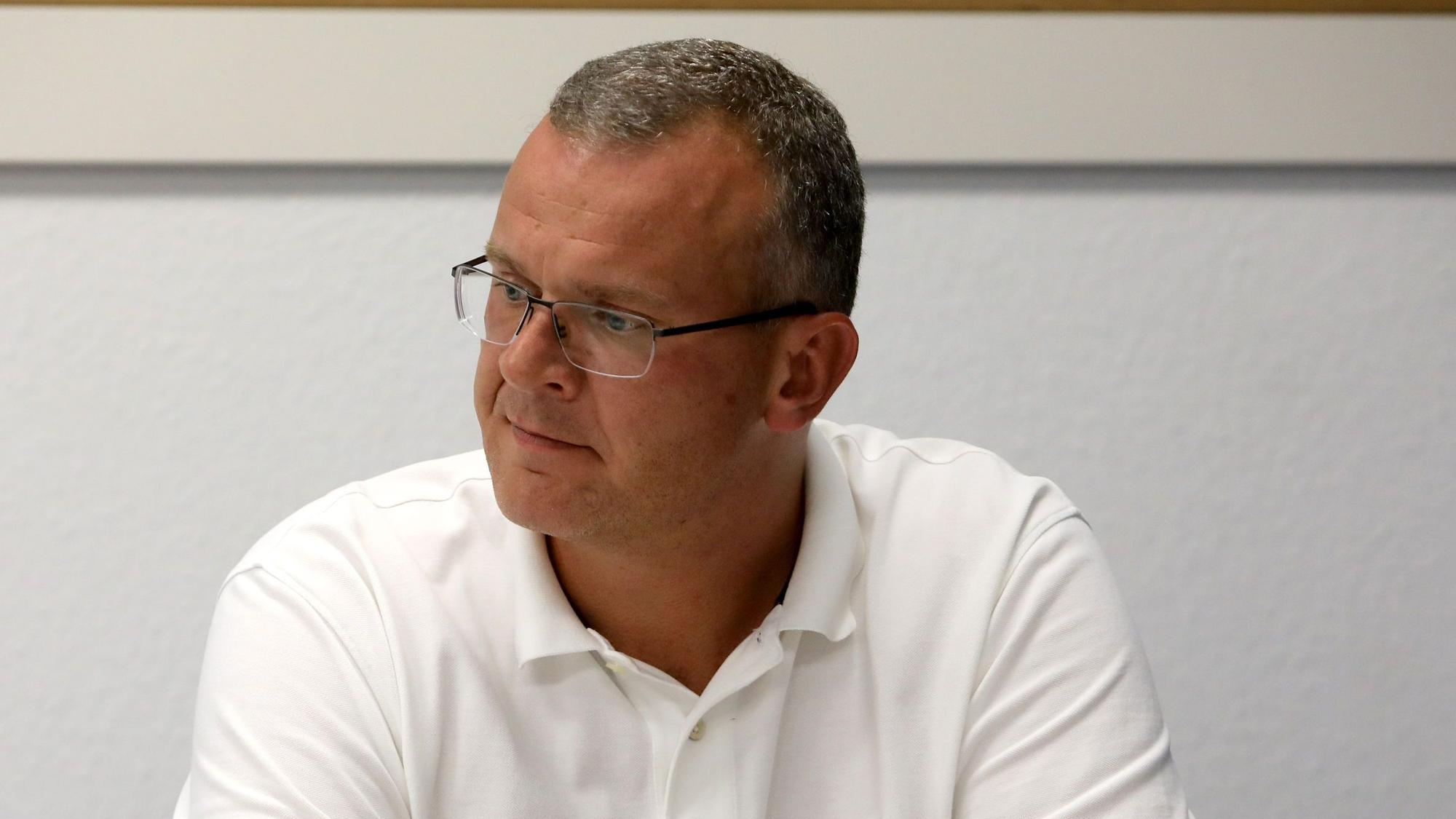 Leiter der Sportschule Hennef, Sascha Hendrich-Bächer.