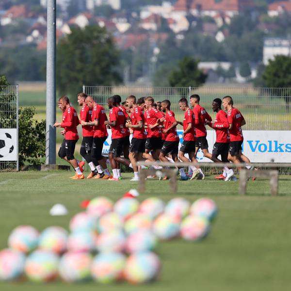 1. FC Köln, Trainingslager, Donaueschingen, Training, Warmlaufen