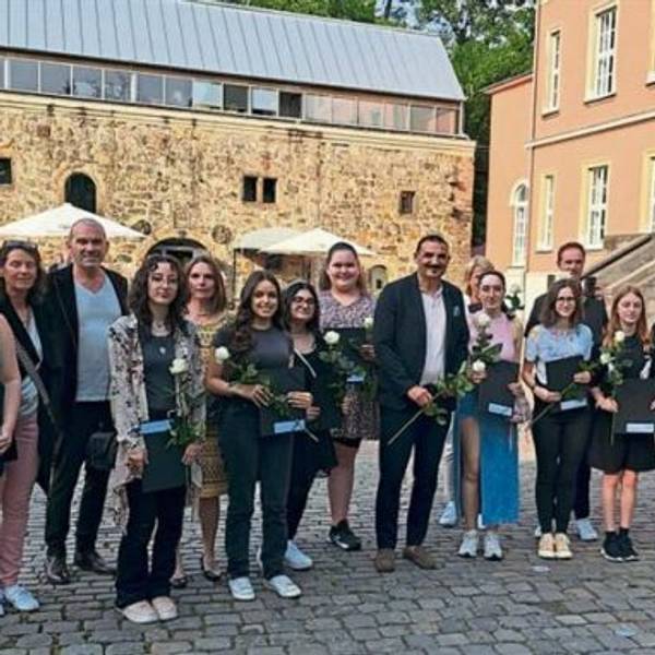 Teilnehmer des Förderpreises für junge Künstlerinnen und Künstler.
