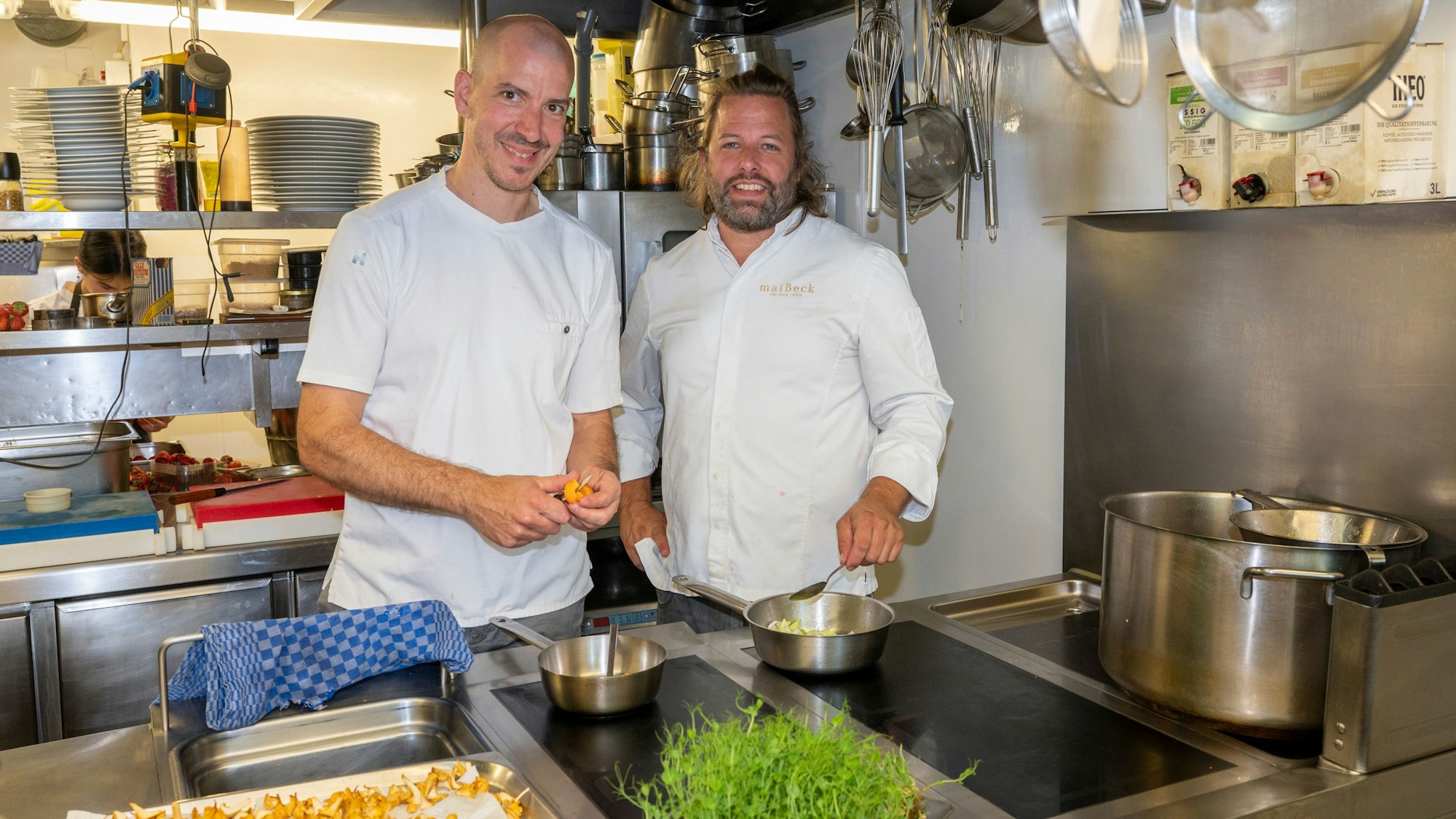 14.06.2023, Köln:  Jan C. Maier & Tobias Becker sind die Köche. Das Sommermenü im Maibeck. Foto: Uwe Weiser