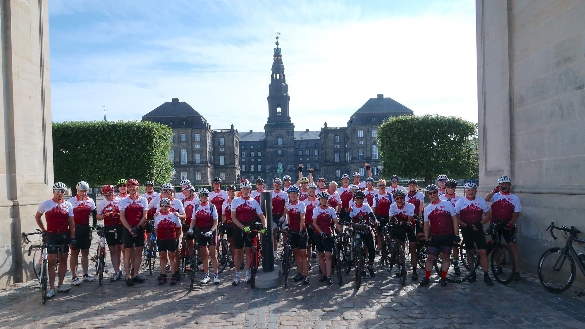 Matthias Ecke hat mit 40 anderen Radlern den Ride for reading über 950 Kilometer von Kopenhagen nach Siegburg gemacht.