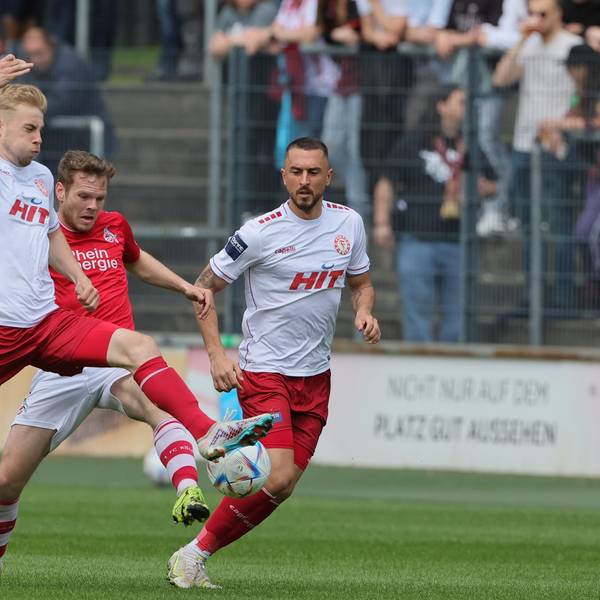 1.FC Köln U23 vs. Fortuna Köln, Regionalliga West, Saison 2022/23, links: Timo Hölscher (Fortuna), 06.05.2023, Bild: Herbert Bucco