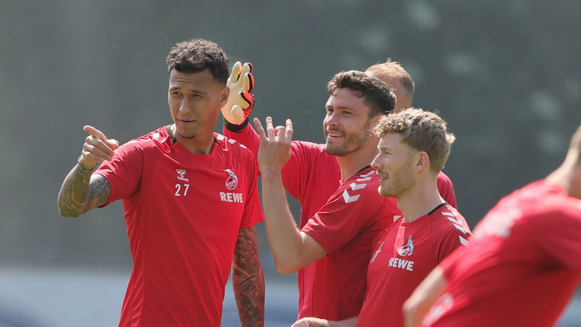 1. FC Köln beim Training, von links: Davie Selke, Jonas Hector, Florian Kainz