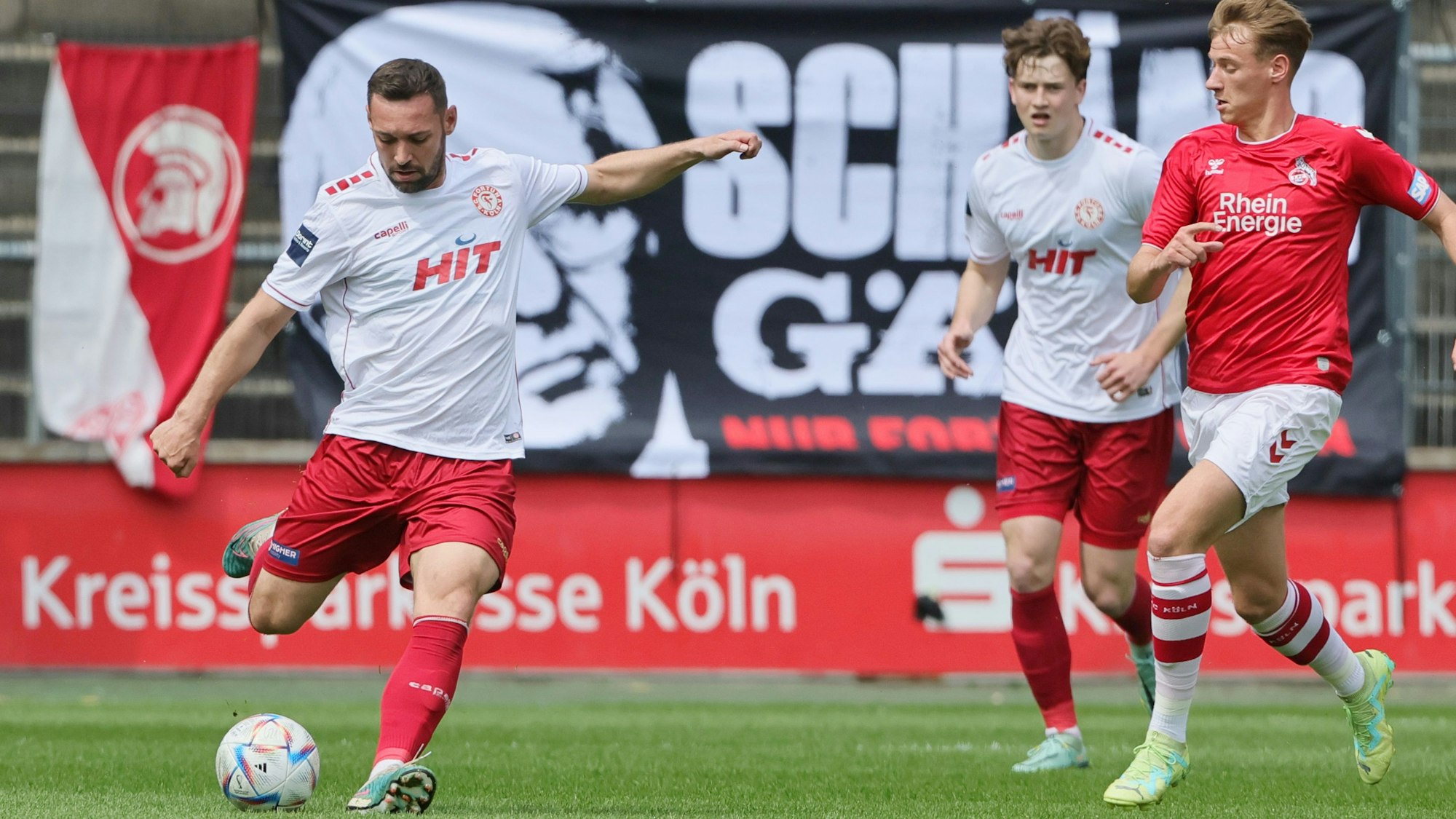 1.FC Köln U23 vs. Fortuna Köln, Regionalliga West, Saison 2022/23, links: Maik Kegel (Fortuna), 06.05.2023, Bild: Herbert Bucco