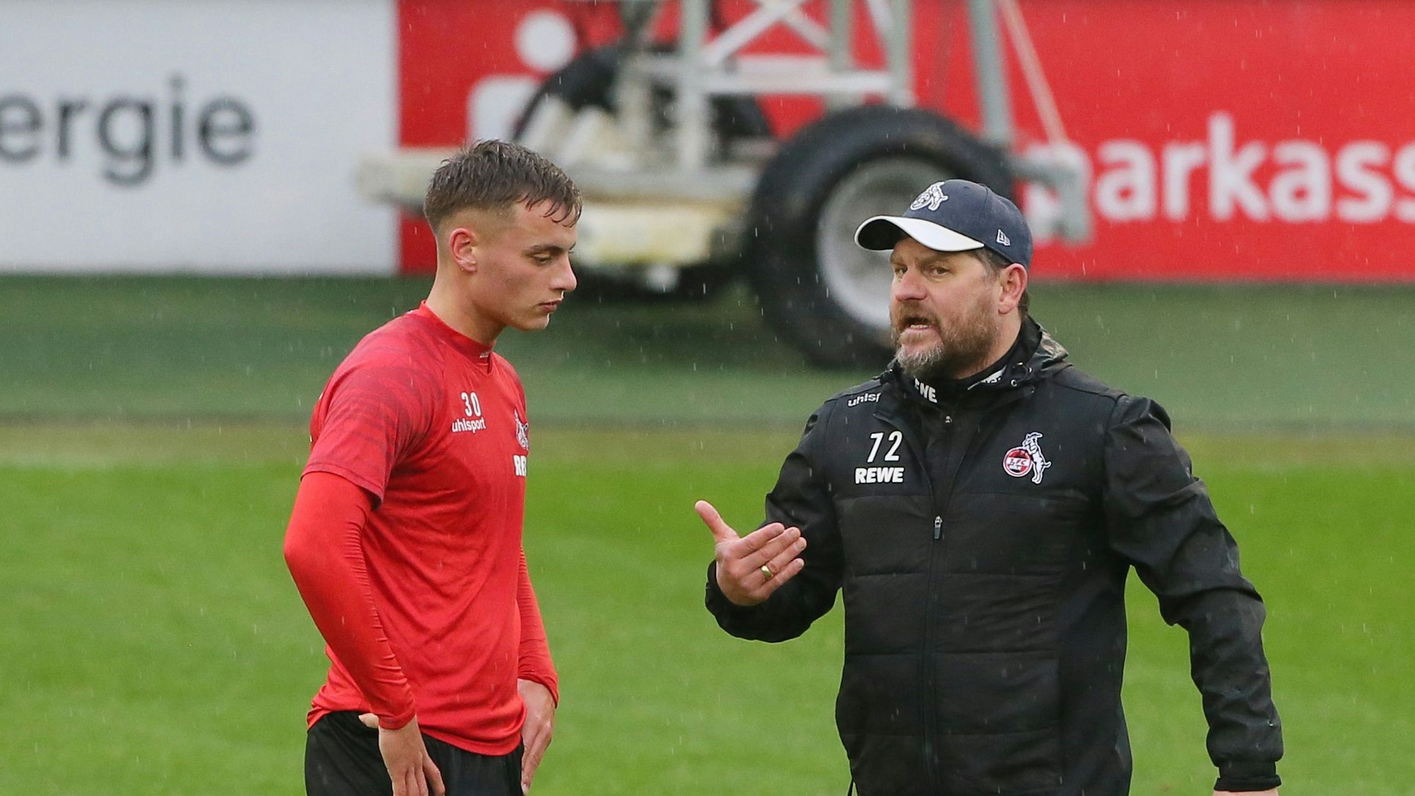 Marvin Obuz und Steffen Baumgart im Training