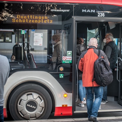 Busbahnhof ÖPNV. Foto: Ralf Krieger