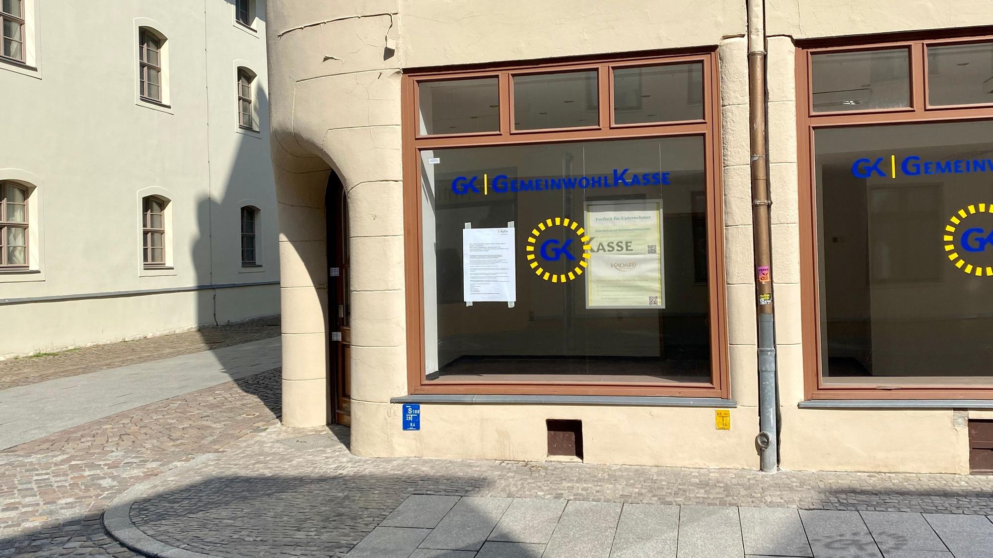 Blick auf eine Filiale der „Gemeinwohlkasse“
