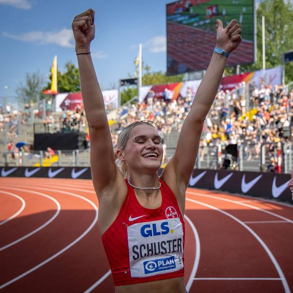 Deutsche Leichtathletik-Meisterschaften Kassel, 08.07.2023 Franziska Schuster TSV Bayer 04 Leverkusen wird Deutsche Meisterin ueber 100m Huerden und freut sich Deutsche Leichtathletik-Meisterschaften am 08.07.2023 im Auestadion, Kassel Hessen. *** German Athletics Championships Kassel, 08 07 2023 Franziska Schuster TSV Bayer 04 Leverkusen becomes German Champion over 100m hurdles and is happy German Athletics Championships on 08 07 2023 at Auestadion, Kassel Hesse Copyright: xBEAUTIFULxSPORTS/AxelxKohringx