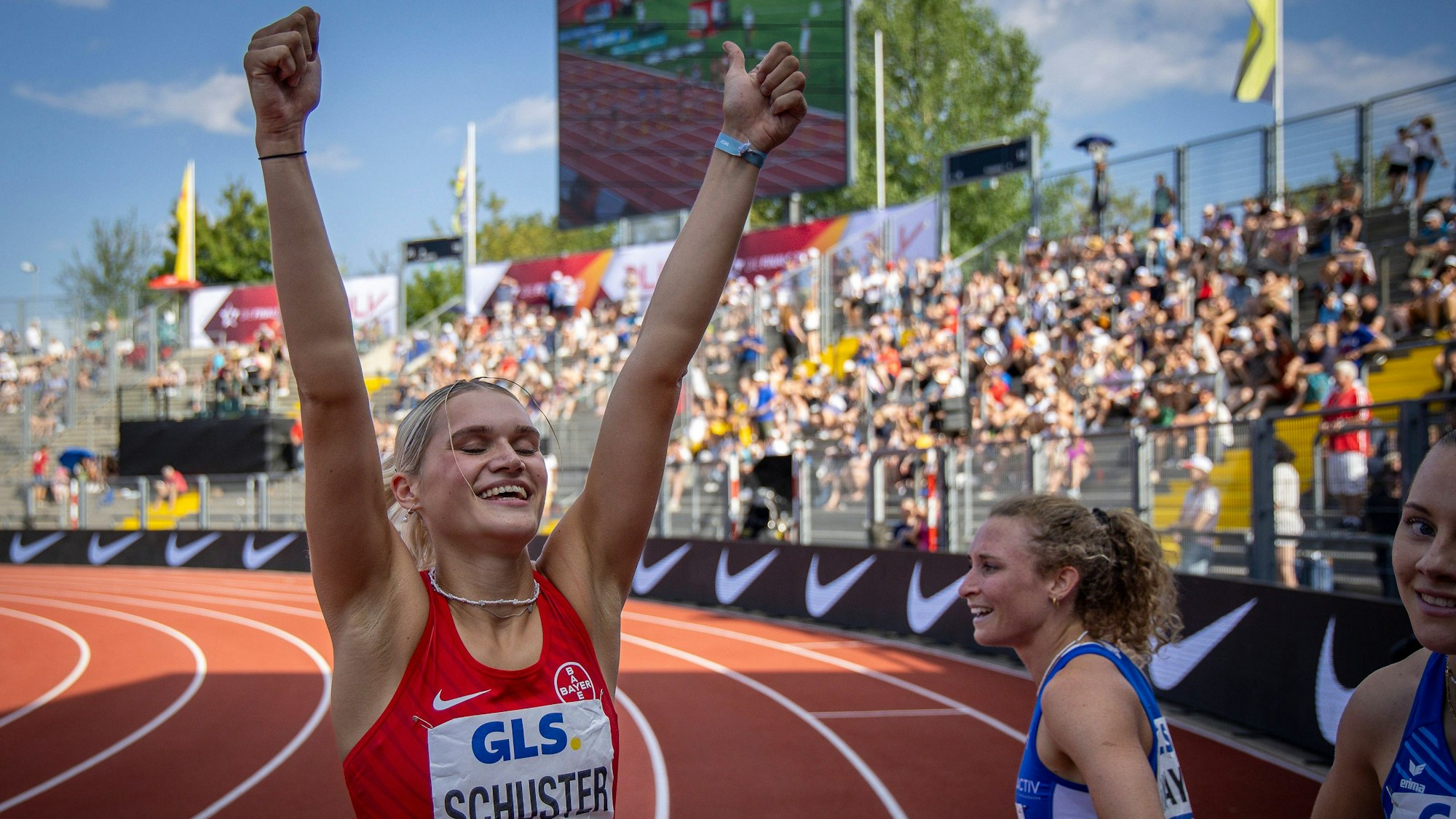 Deutsche Leichtathletik-Meisterschaften Kassel, 08.07.2023 Franziska Schuster TSV Bayer 04 Leverkusen wird Deutsche Meisterin ueber 100m Huerden und freut sich Deutsche Leichtathletik-Meisterschaften am 08.07.2023 im Auestadion, Kassel Hessen. *** German Athletics Championships Kassel, 08 07 2023 Franziska Schuster TSV Bayer 04 Leverkusen becomes German Champion over 100m hurdles and is happy German Athletics Championships on 08 07 2023 at Auestadion, Kassel Hesse Copyright: xBEAUTIFULxSPORTS/AxelxKohringx