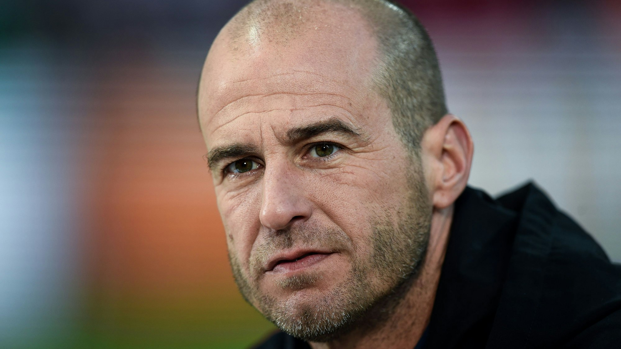 Moderator Mehmet Scholl vor dem Spiel.