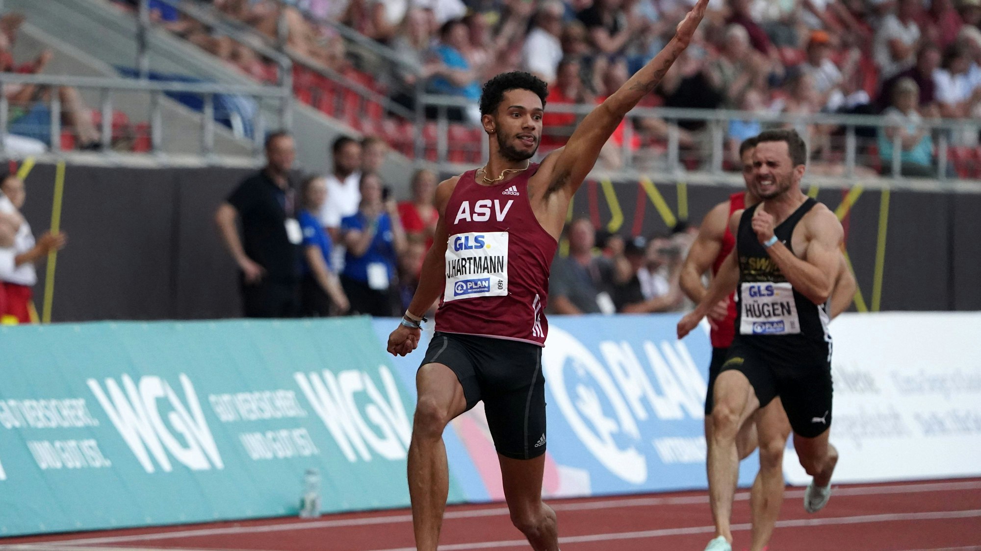 Leichtathletik, athletics, Deutsche Meisterschaften 2023, 09.07.2023, Auerstadion Kassel 200m Männer Finale ,Joshua Hartmann ASV Köln, *** Leichtathletik, athletics, German Championships 2023, 09 07 2023, Auerstadion Kassel 200m men final ,Joshua Hartmann ASV Köln,
