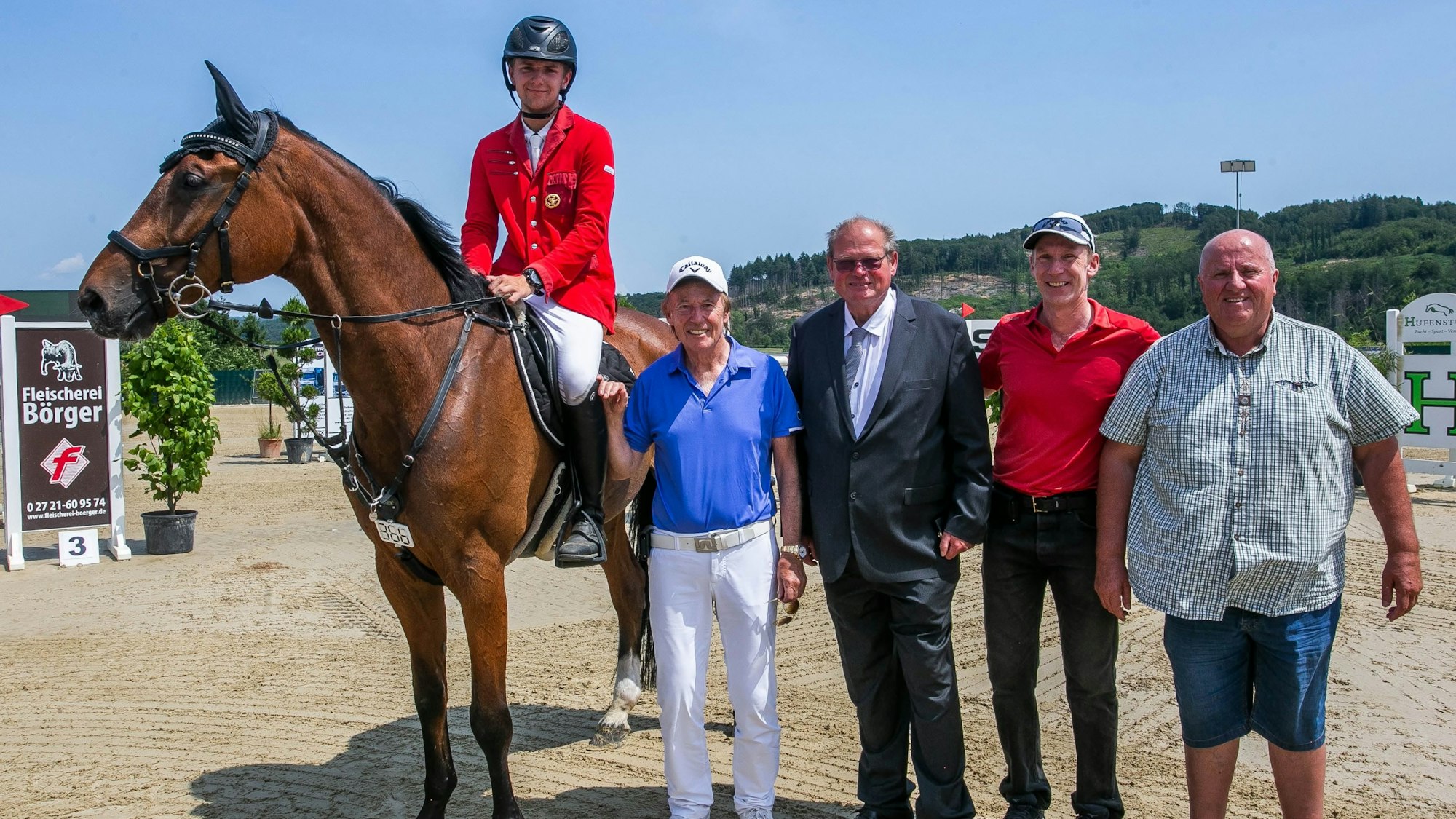 Timm Korte bekam das goldene Reitabzeichen.