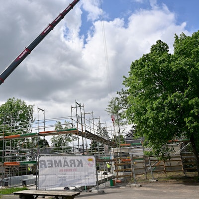 Die Baustelle der Sofortschule in Refrath.