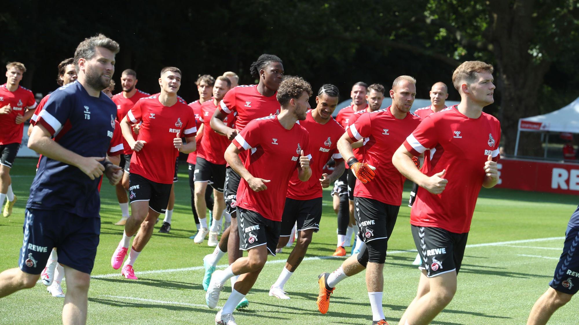 1. FC Köln, Trainingsauftakt