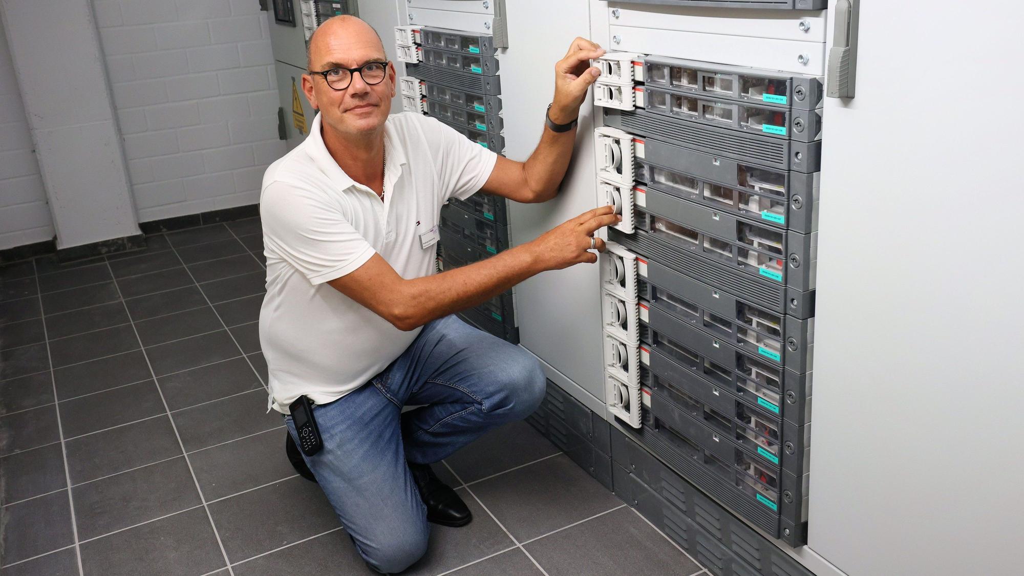 Leverkusen Klinikum Gebäudehauptstromversorgung Andreas Schwinning Abteilungsleiter Immobilien und Technik
Foto: Michael Wand