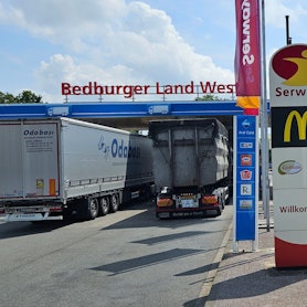 Auch die Raststätte Bedburger Land-West an der A61 wurde bei dem ADAC-Test unter die Lupe genommen.