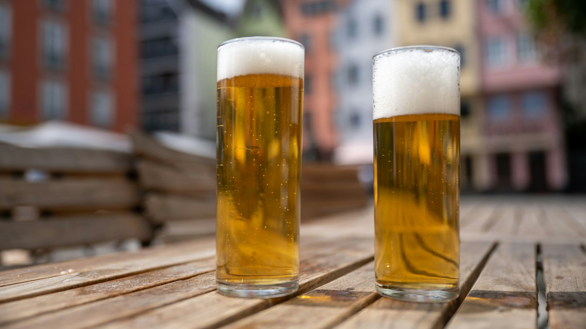 Leckeres Kölsch darf beim NeuehrenFest in Neuehrenfeld nicht fehlen.