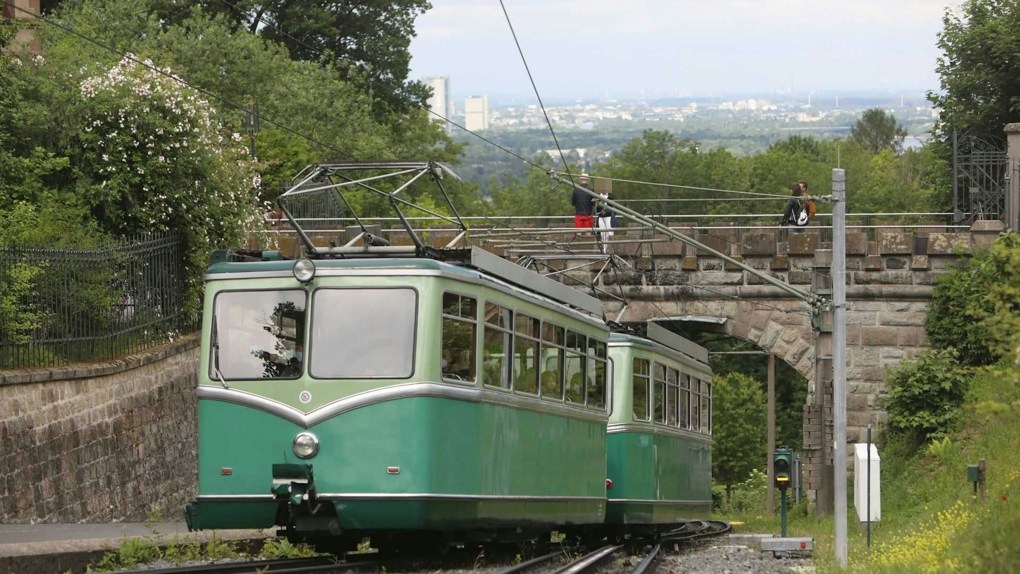 Die Drachenfelsbahn