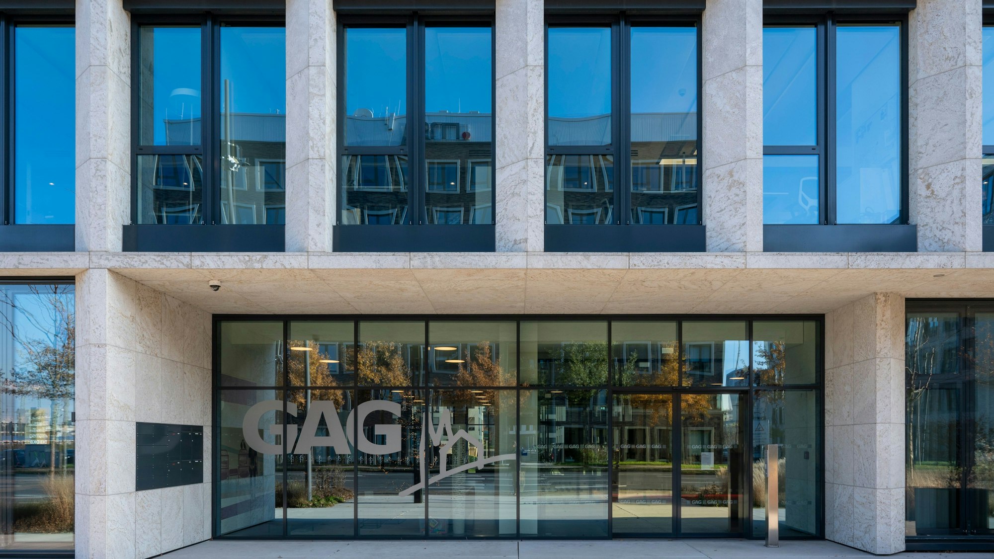 Die Hauptverwaltung der GAG in der Straße des 17. Juni