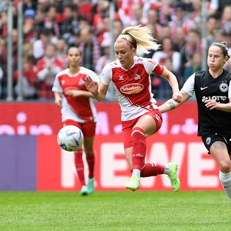 Mandy Islacker am Ball