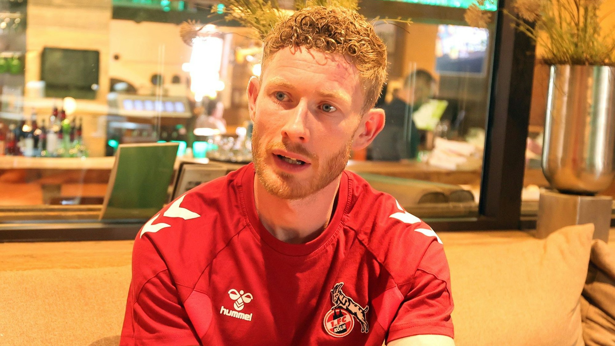 Florian Kainz beim Interview mit dem Kölner-Stadt-Anzeiger im FC-Teamhotel Eder in Maria Alm