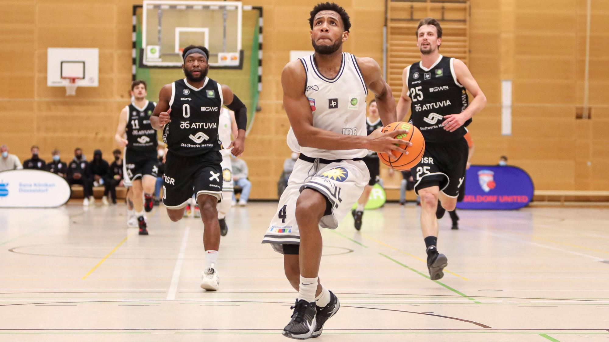 2. Basketball Bundesliga ProB Basketball ART Giants Düsseldorf gegen WWU Baskets Münster, 12.02.2022 Quadre Lollis Jr. 4 ART Giants Duesseldorf 2. Basketball Bundesliga ProB Basketball ART Giants Düsseldorf gegen WWU Baskets Münster am 12.02.2022, Duesseldorf. Copyright: xBEAUTIFULxSPORTS/KennyxBeelex