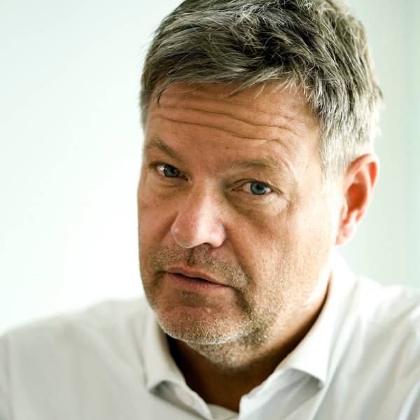 Es ist nicht lange her, da war Robert Habeck einer der beliebtesten Politiker des Landes. Inzwischen ist die Mehrheit der Deutschen mit seiner Arbeit unzufrieden. (Archivbild)