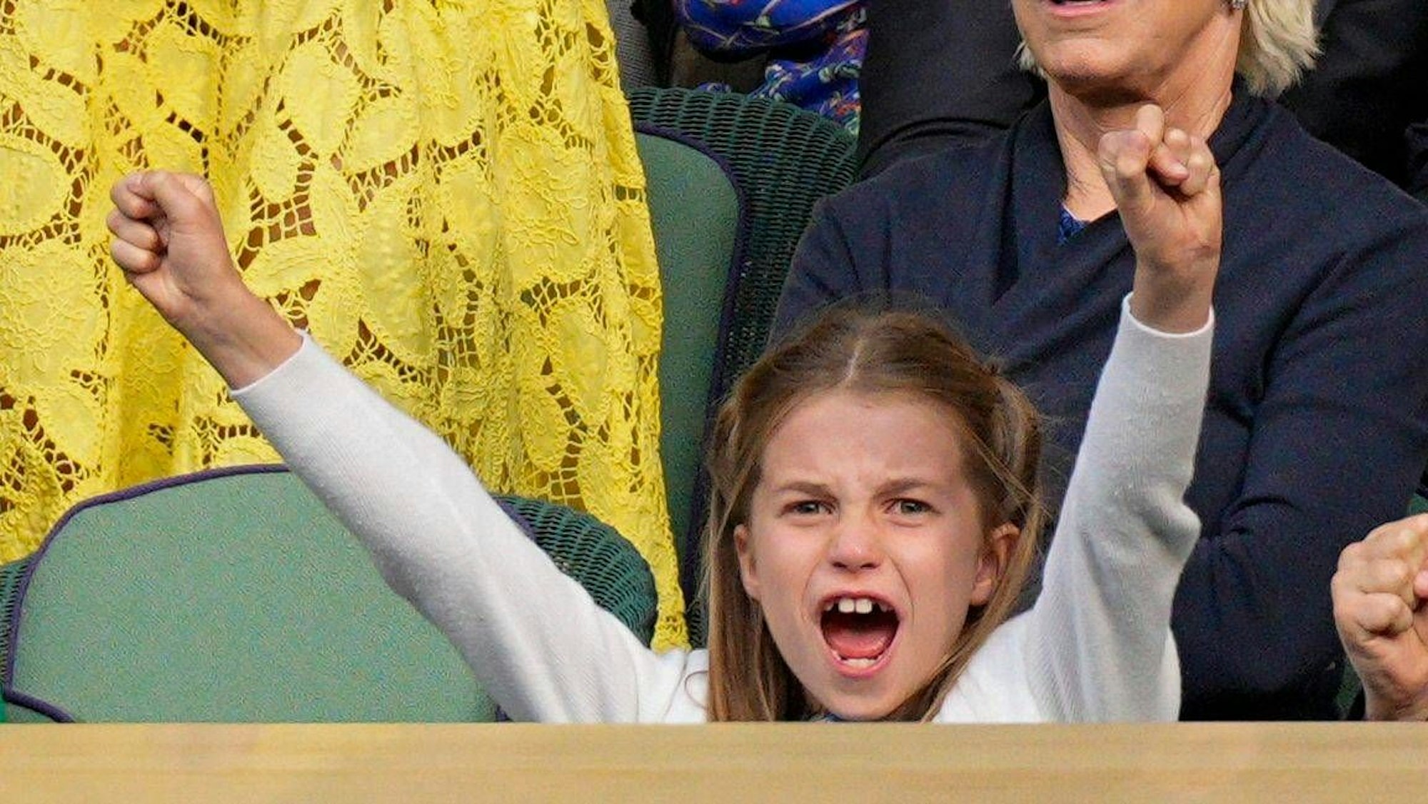 Prinzessin Charlotte jubelt in der Royal Box.
