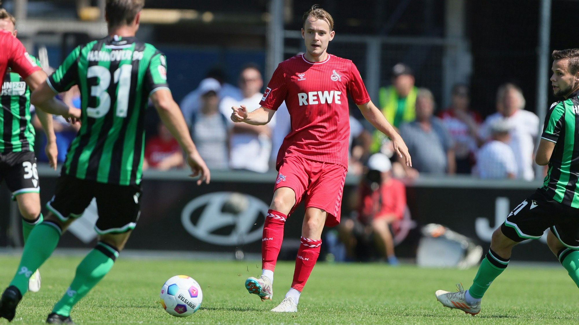 Jacob Christensen im Trainingslager-Testspiel des 1. FC Köln gegen Hannover 96.