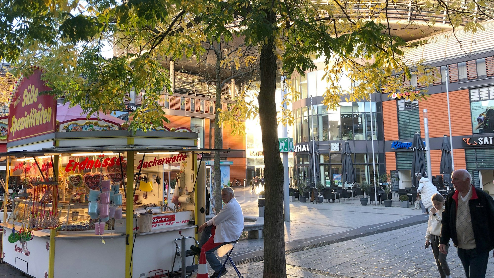 Süßigkeitenverkäufer am Wiesdorfer Platz