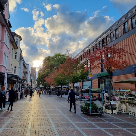 Blick in die Wiesdorfer Fußgängerzone