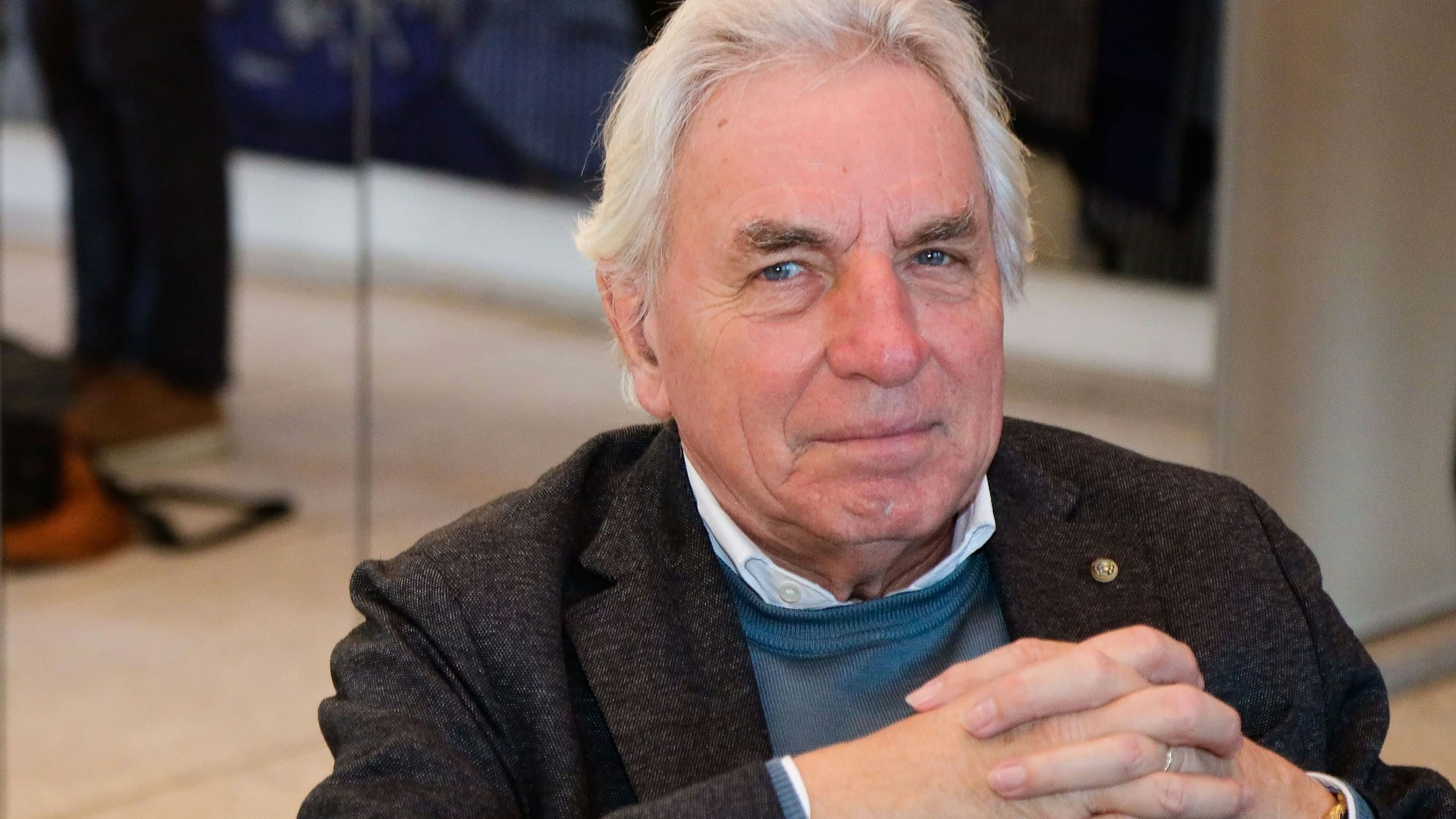 Jürgen Roters beim Empfang des Fördervereins Romanische Kirchen in Köln.