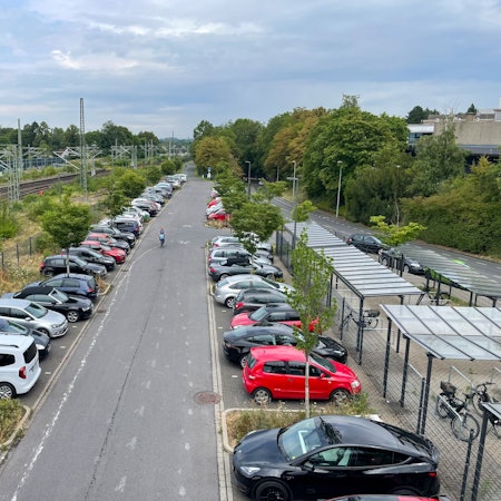 Der Pendlerparkplatz in Opladen.