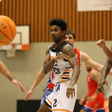 Walter McBride  Eagles  Basketball Herren Pro B am Fr. 23.12.2022 Itzehoe Eagles - BBG Herford 90 - 84 *** Walter McBride Eagles Basketball Men Pro B on Fri 23 12 2022 Itzehoe Eagles BBG Herford 90 84