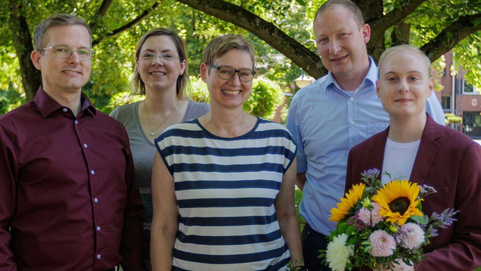 Auf dem Foto ist der amtierende Vorstand der Grünen im Rhein-Erft-Kreis zu sehen.