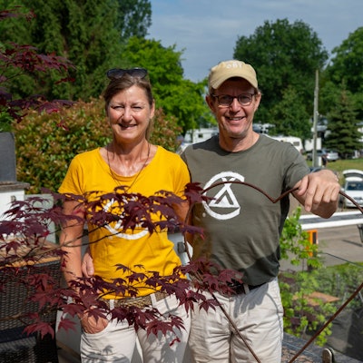 Das Ehepaar Berger betreibt den Campingplatz in Rodenkirchen und wohnt auch dort.