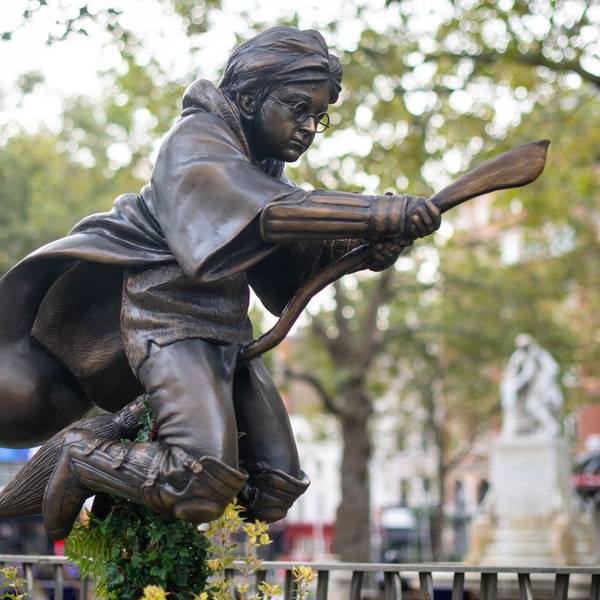 Eine Harry-Potter-Figur auf dem Leicester Square in London
